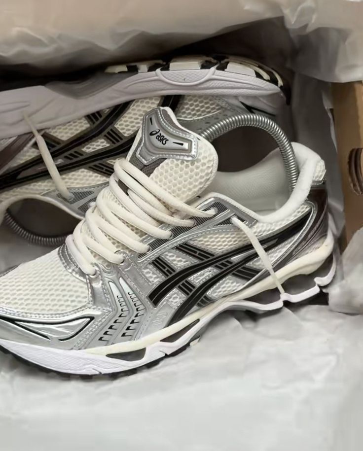 Asics Gel-Kayano 14 Cream Black Metallic Plum