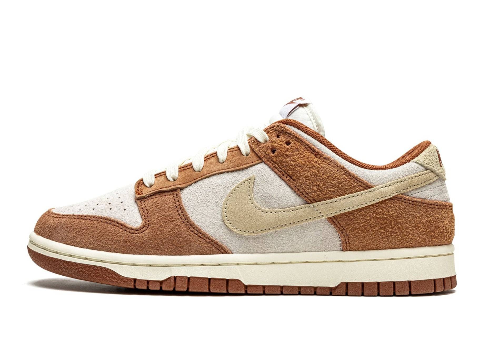 Nike Dunk Low PRM Medium Curry