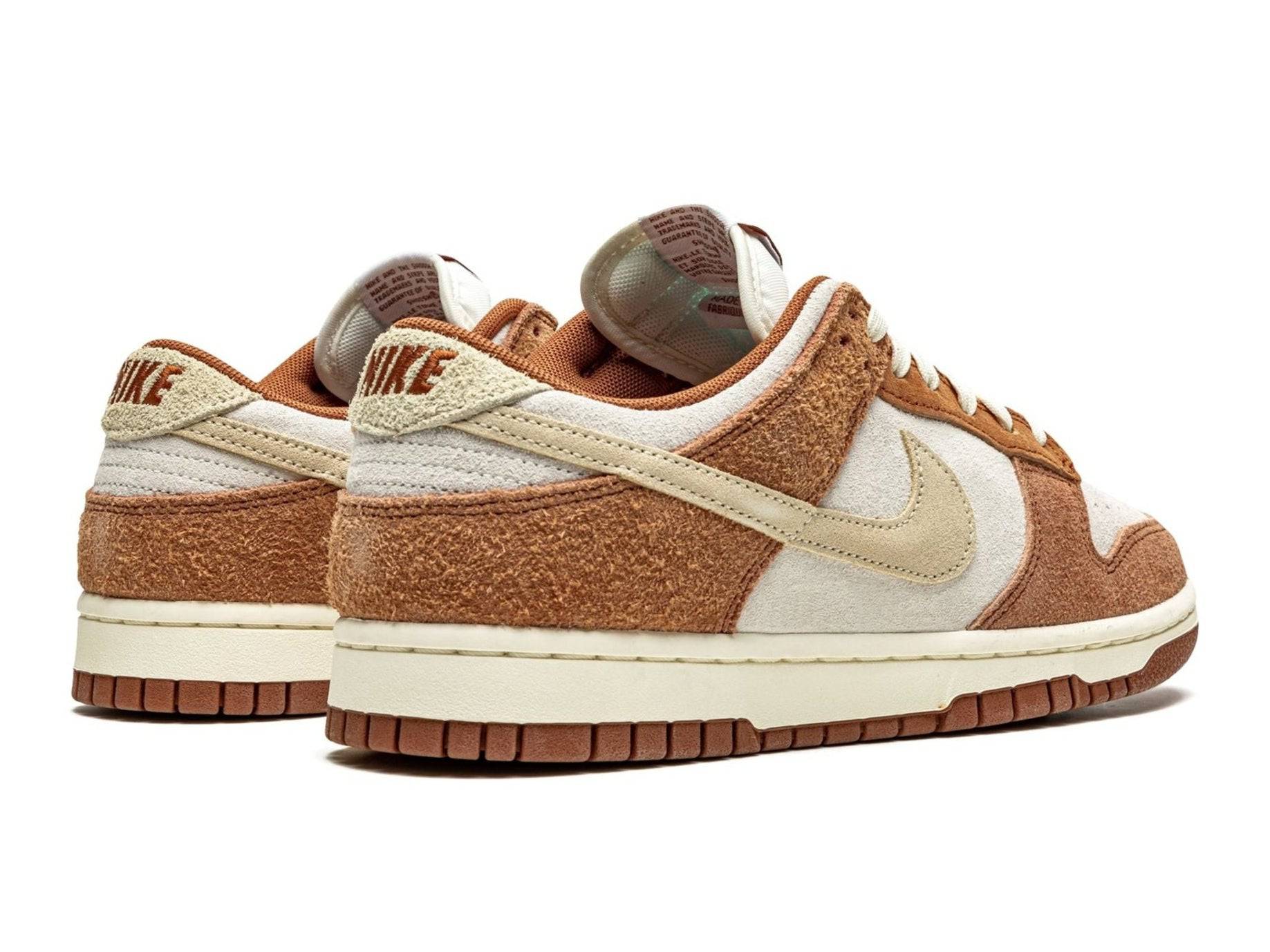 Nike Dunk Low PRM Medium Curry